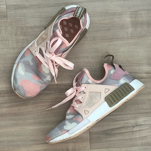 Adidas NMD XR1 pink Camo sneakers in a 8 - Picture 4 of 6